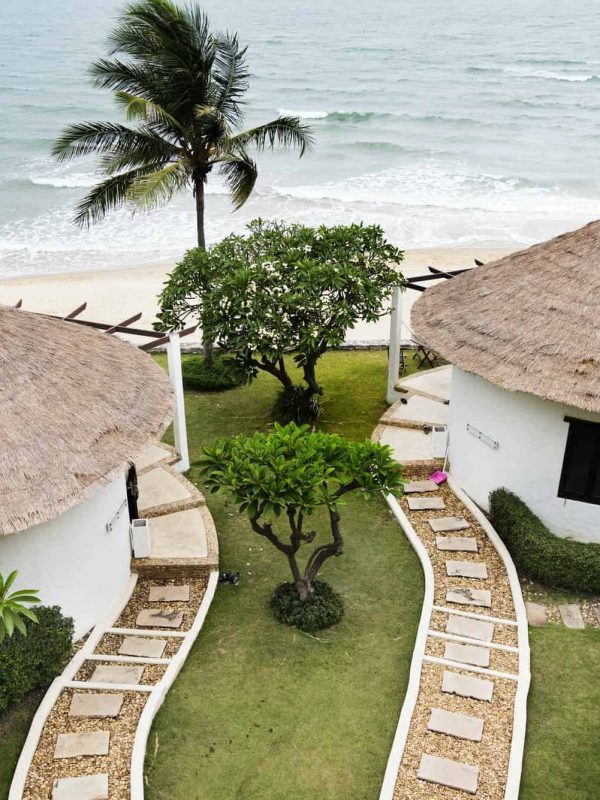 bungalows-at-a-luxury-resort.jpg bungalows-at-a-luxury-resort.jpg